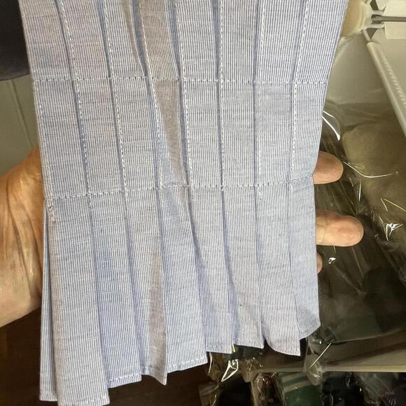 Banana Republic Blue Striped Button-Up Shirt Pleated Cuffs- Size 12 NWT - Picture 3 of 5